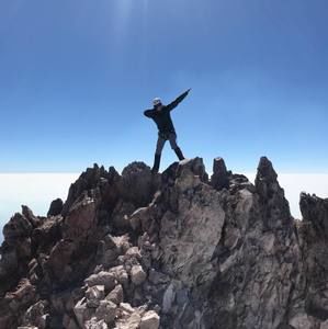 Meet your Posher, Alex